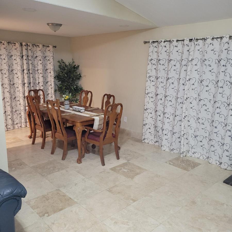 Private Room With Private Bath ريالتو المظهر الخارجي الصورة